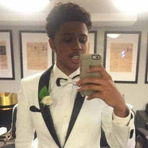 Meet your Posher, Justin